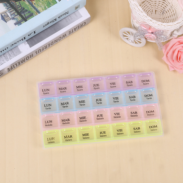 Jewelry transparent plastic box multi-cell cell storage box loose bead accessories box 28 cells Specification drawing